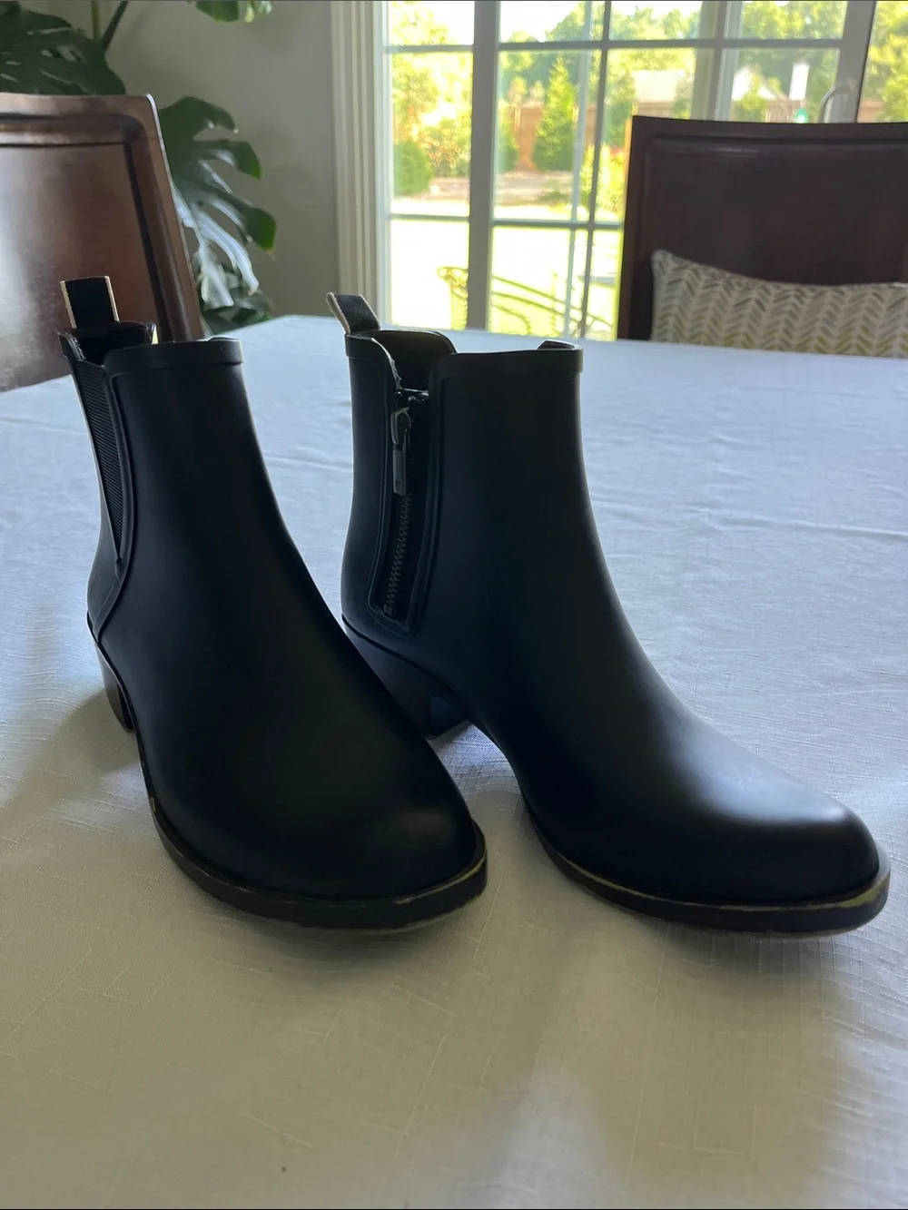 Lucky Brand Women’s Bunita Black Rain Boots Size 8